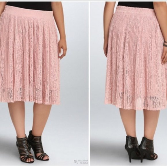 torrid Dresses & Skirts - Torrid Lace Midi Skirt 5 Blush Pink Pleated
